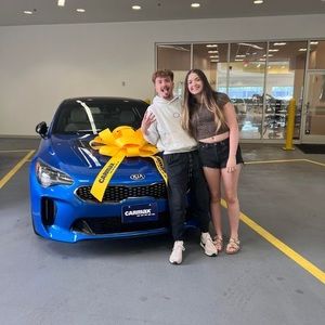 Meet your Posher, Madi